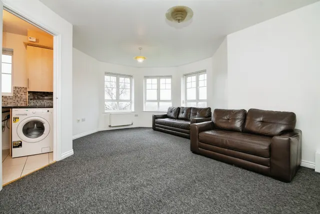 Westley Court, West Bromwich, B71, photo 1