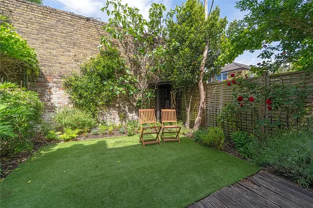 Photo 2 — St John's Road, Hampton Wick, KT1 4AN