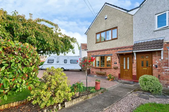 2 bedroom house, Walker Street, Tipton, DY4