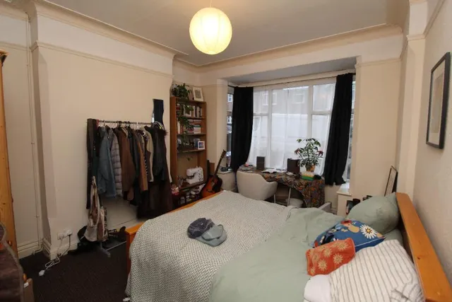 Harrington Drive, Lenton, NG7, photo 2