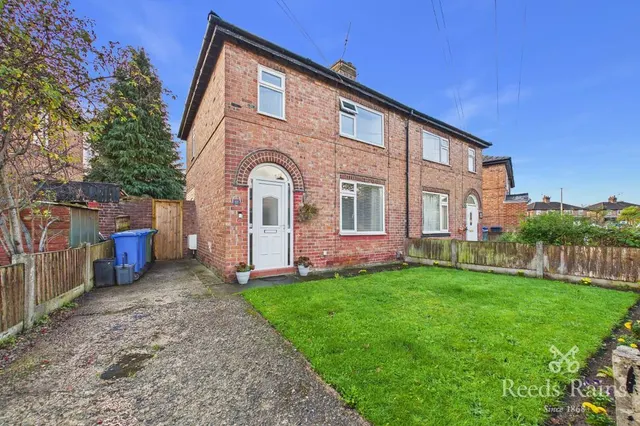 Banks Crescent, Warrington, WA4, photo 1