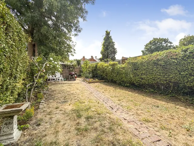 Photo 3 — St. Georges Road, Aldershot, Hampshire, GU12 4LJ