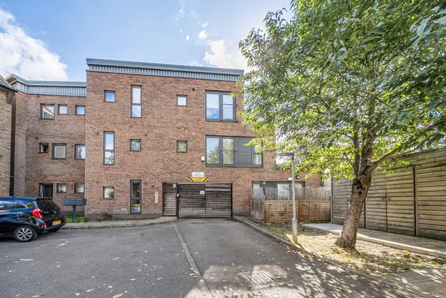 Penpool Lane, DA16, photo 1