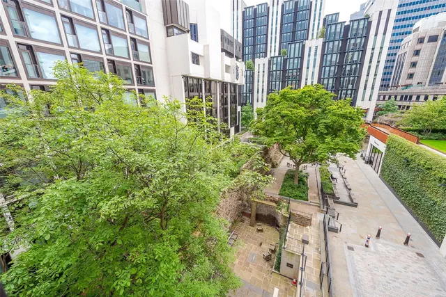 Wood Street, London Wall, EC2Y, photo 3