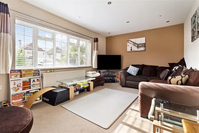 Photo 2 — Drummond Road, Goring-By-Sea, Worthing