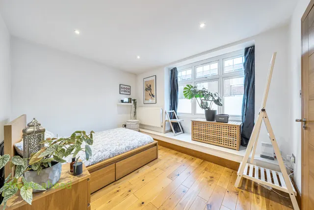 Selsdon Road, South Croydon, CR2, photo 2