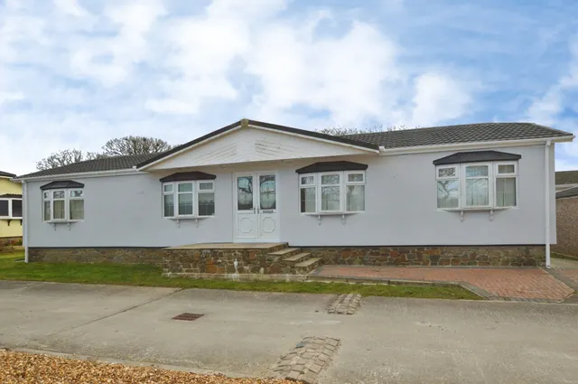 Four Seasons Village, Winkleigh, EX19