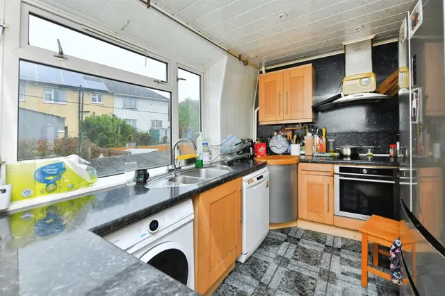 Budshead Road, Plymouth, PL5, photo 2