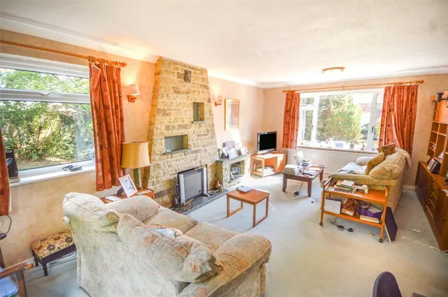 with 4 bedrooms in Takeley, Bishop's Stortford, CM22, photo 2
