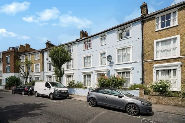 Alexander Road, London, N19, photo 1