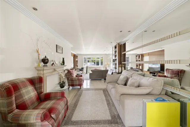 Rushdene Crescent, Northolt, photo 2