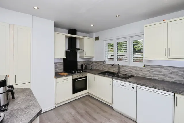 Reney Avenue, Sheffield, S8, photo 3