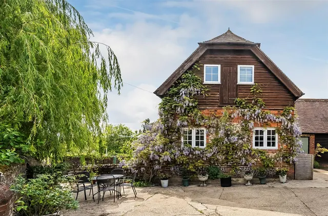 Chalkpit Lane, Betchworth, RH3, photo 1