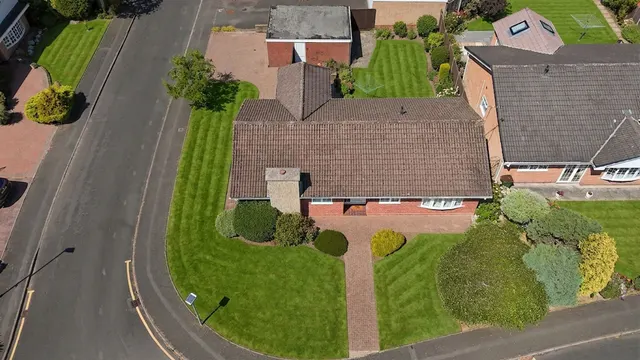The Yews, Oadby, LE2, photo 1