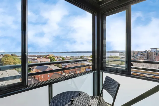 Lagland Street, Poole, photo 1