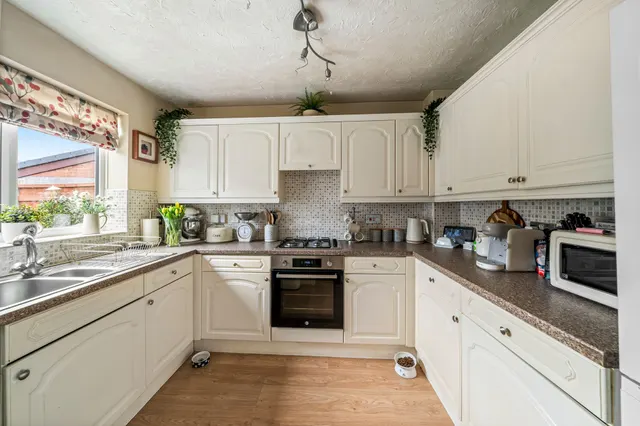 Photo 3 — Wotton Drive, Ashton-In-Makerfield, Wigan, WN4 8XR