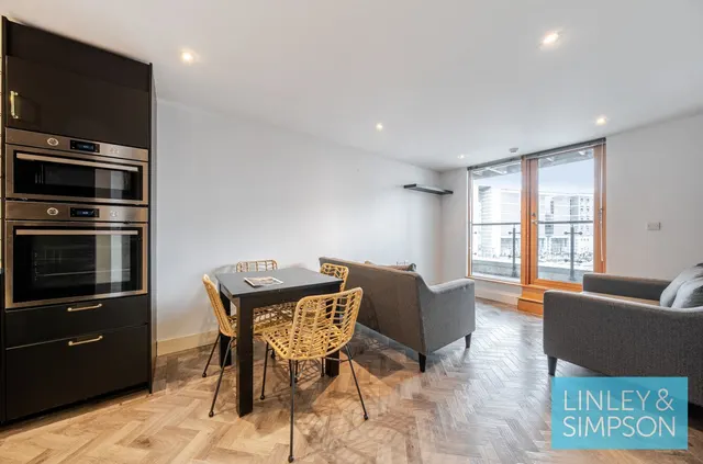 Armouries Way, Leeds, LS10, photo 1