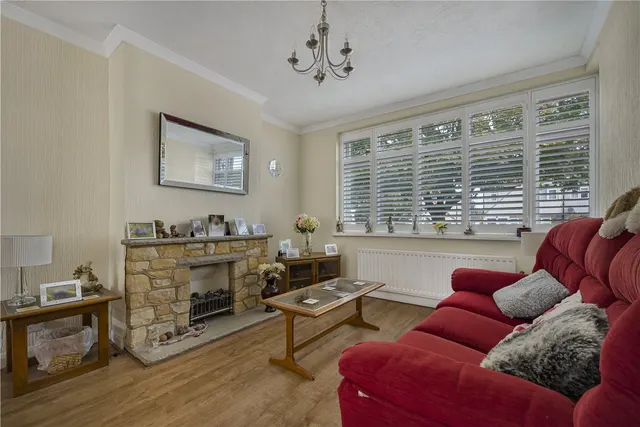 Lodge Crescent, Orpington, BR6, photo 2