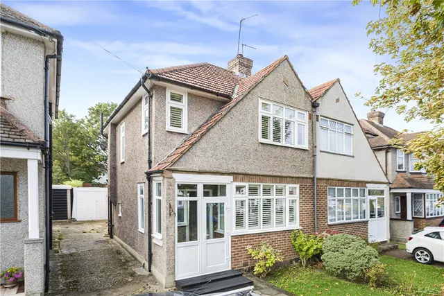 Lodge Crescent, Orpington, BR6, photo 1