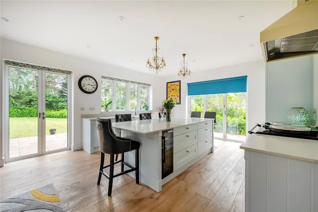 The Ridgeway, Lightwater, GU18, photo 3