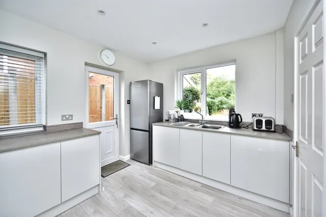 Bramley Road, East Peckham, TN12, photo 3