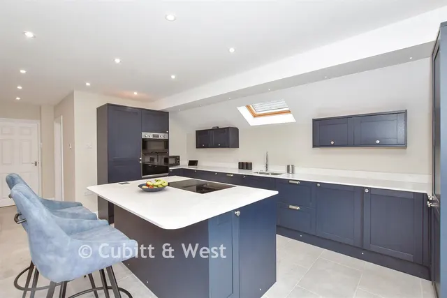 Fairlea Road, Emsworth, PO10, photo 2