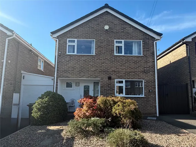 Newlands Drive, Nottingham, NG4, photo 1