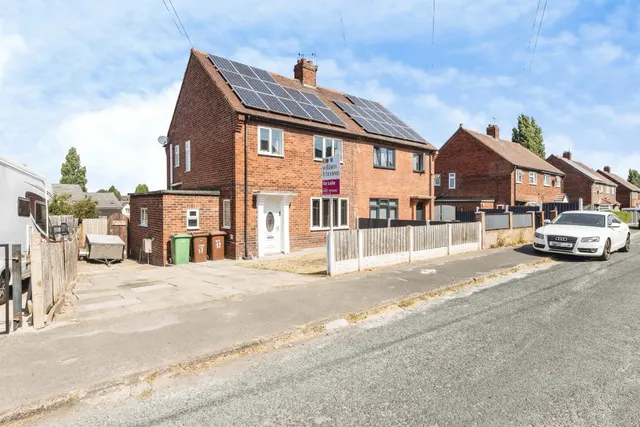 Mill View, Hemsworth, Pontefract, photo 1