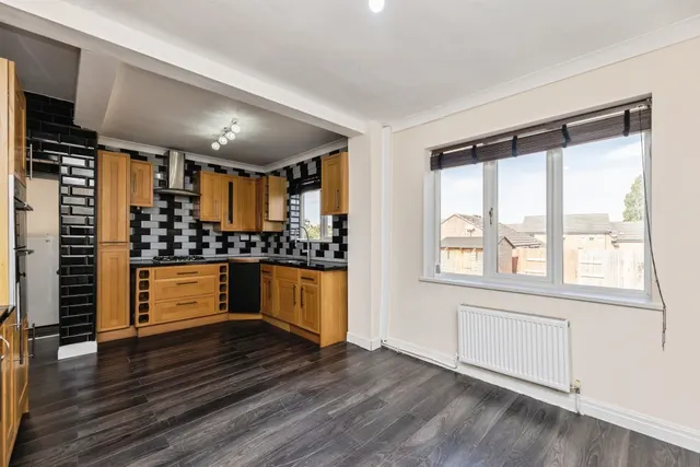 Photo 3 — Mill View, Hemsworth, Pontefract