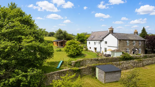 Llangattock, Crickhowell, NP8, photo 1