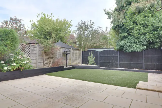 Grosvenor Close, Bishops Stortford, CM23, photo 3