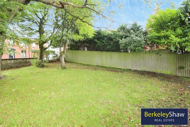 Weldbank Lane, Chorley, PR7, photo 3