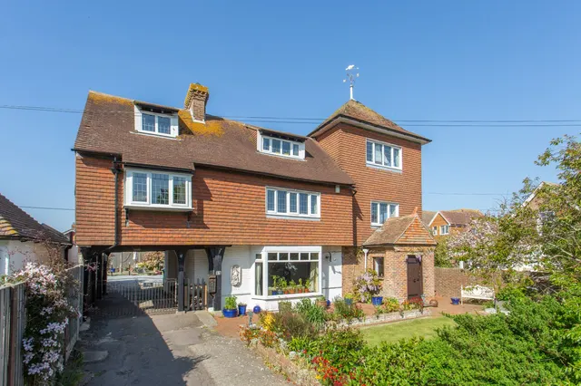 Sycamore Gardens, Dymchurch, TN29, photo 1