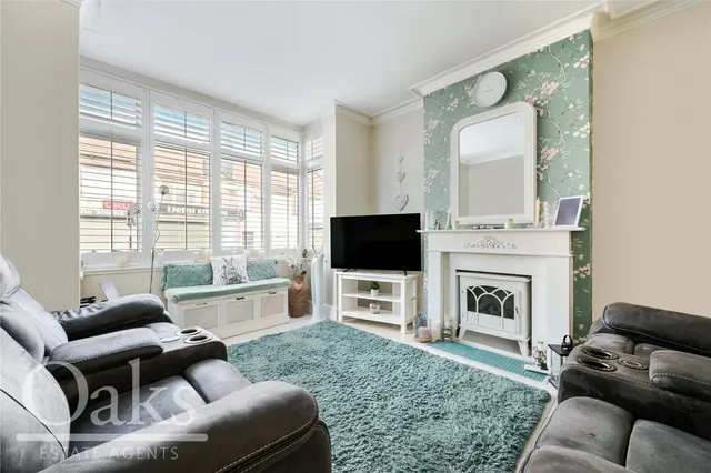 Woodside Green, London, SE25, photo 2
