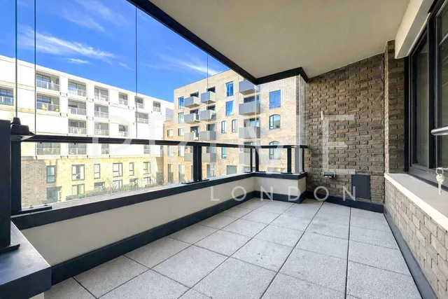 Bermondsey Square, London, SE1, photo 2