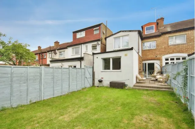 Hamilton Road, London, NW11, photo 3