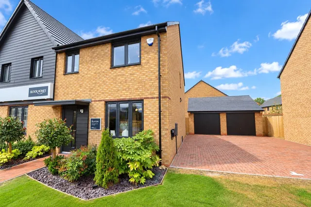 Newport Vale, Newport Pagnell, photo 1