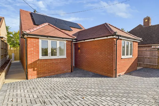 Photo 2 — Cullum Road, Wheatley, OX33