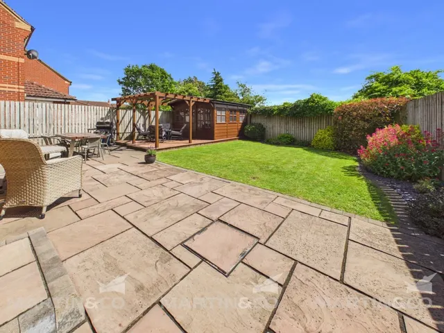 Photo 3 — Norton, Doncaster, South Yorkshire