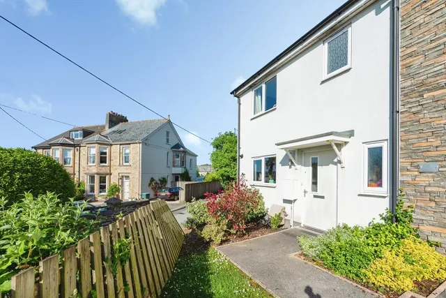 New Park Road, Wadebridge, PL27, photo 1