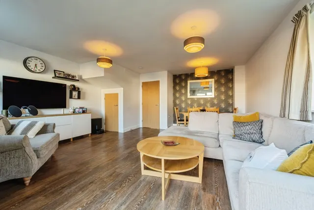 New Park Road, Wadebridge, PL27, photo 2