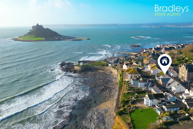 Fore Street, Marazion, TR17