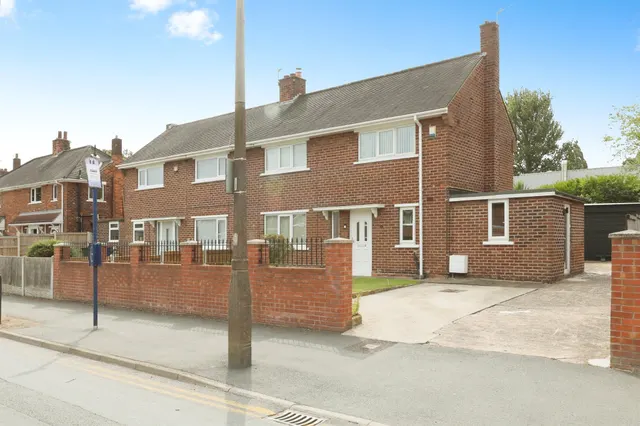 Tait Avenue, Edlington, DN12, photo 1