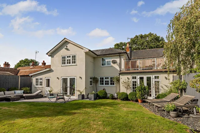 Warfield Street, Warfield, RG42, photo 1