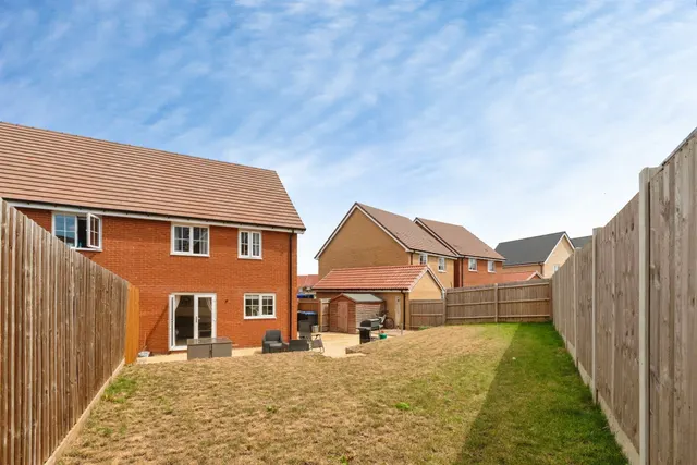Photo 2 — Hall Bitterns Road, Thurston, Bury St. Edmunds