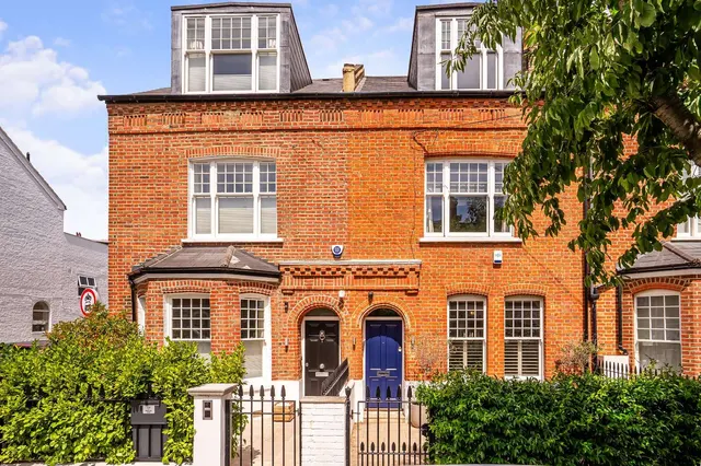 Kersley Street, London, SW11 4PR, photo 1