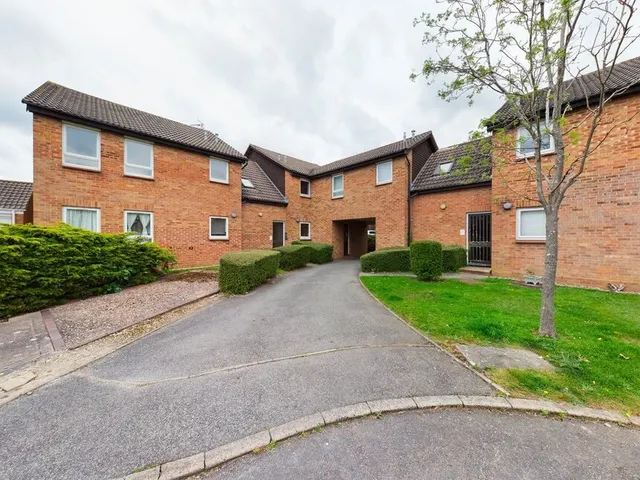Framlingham Grove, Kenilworth, CV8, photo 1
