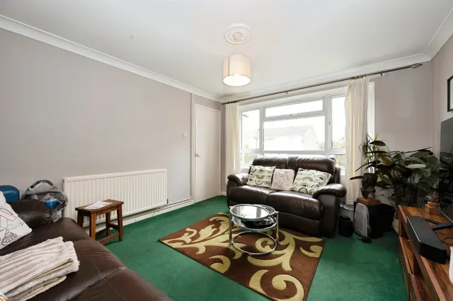 Mann Close, Whitchurch, RG28, photo 3