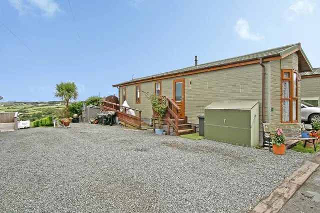 Valley View, Redruth, TR16, photo 1