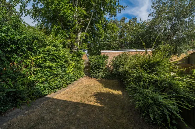 Brookhill Close, Alwoodley, LS17, photo 3